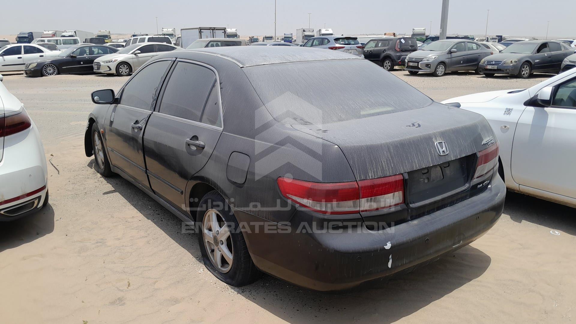 2004 HONDA ACCORD VIN: JHMCM56544C411132