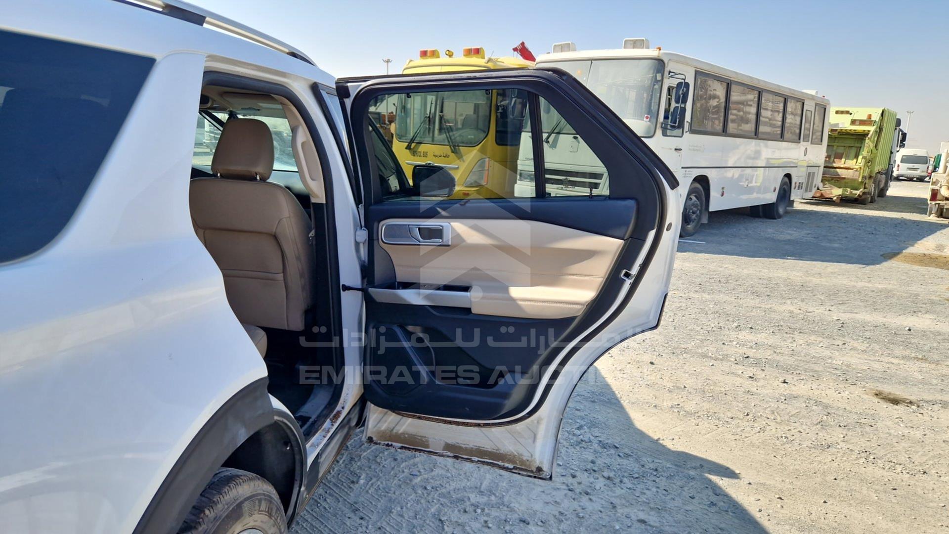2023 FORD EXPLORER VIN: 1FMSK8FHXPGA83870