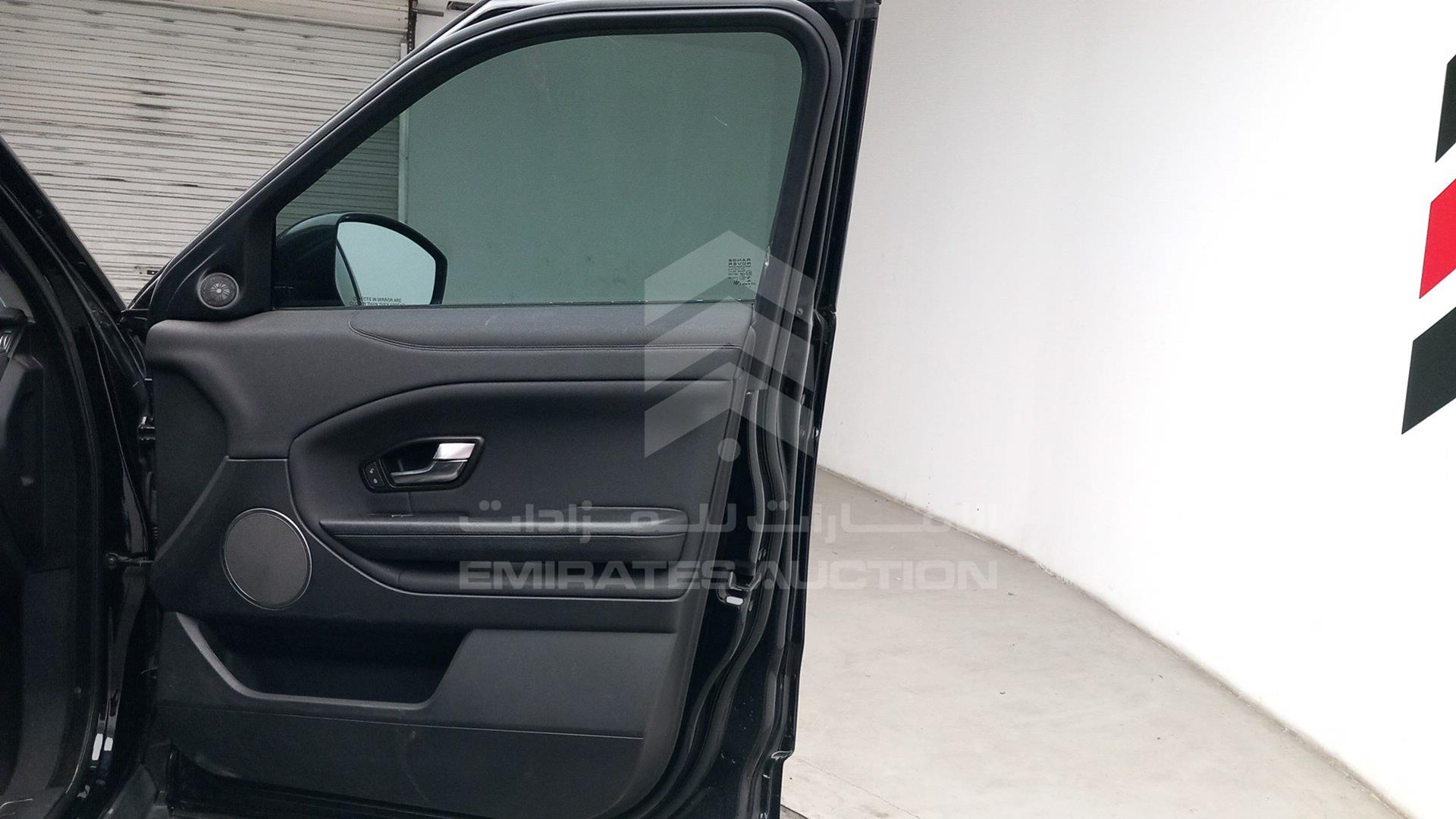 2019 RANGE ROVER EVOQUE VIN: SALVP2RX0JH292094