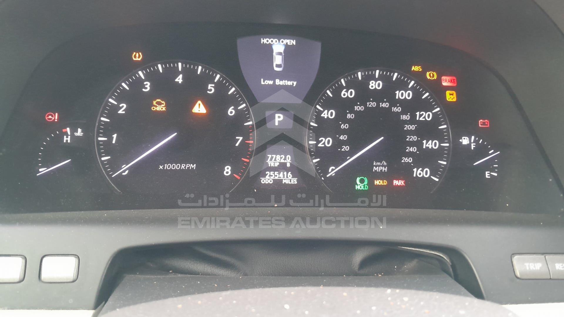 2011 LEXUS LS 460 VIN: JTHCL5EF7B5010074