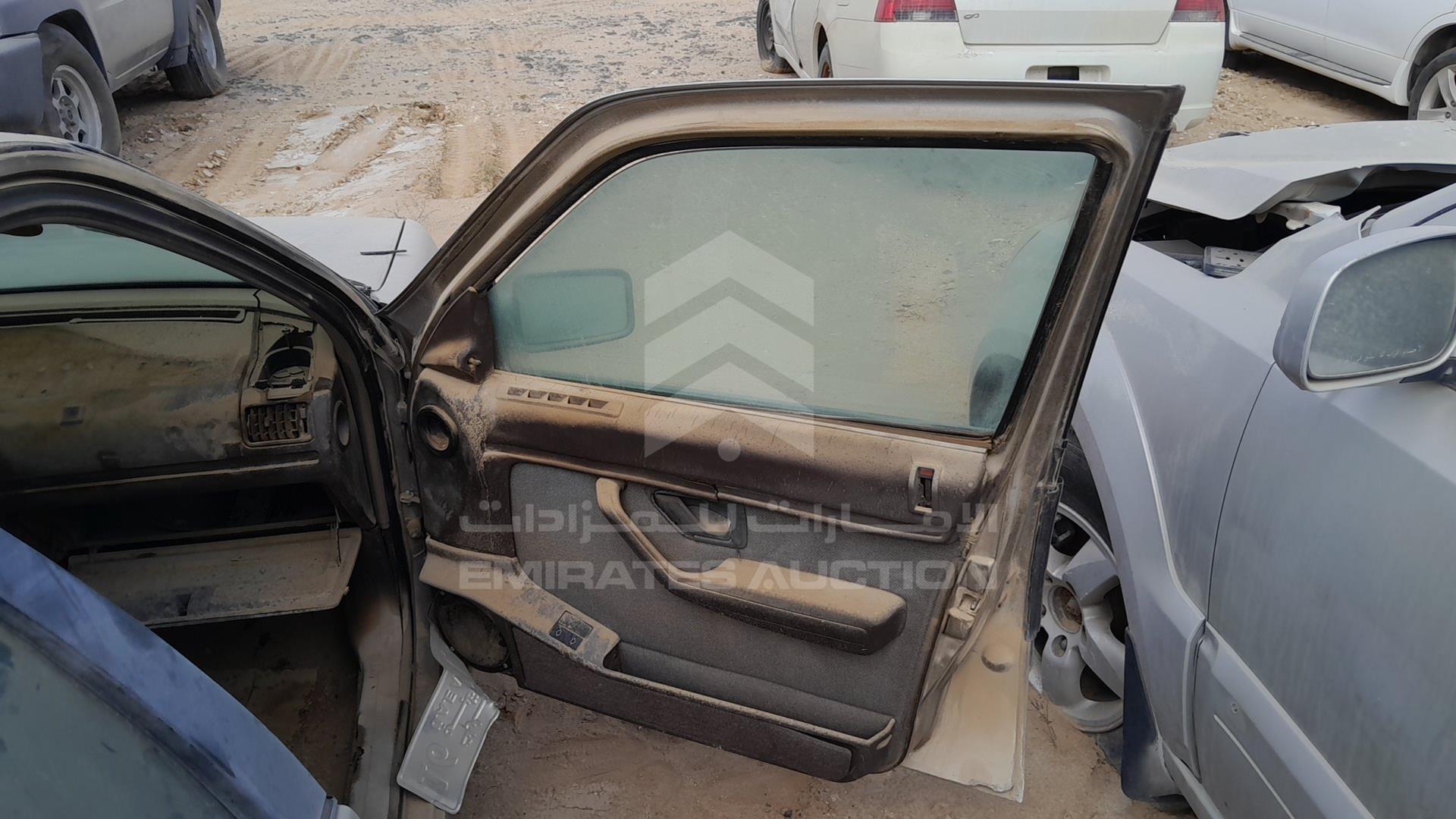 0 PEUGEOT 405 VIN: VF315BD2408730684