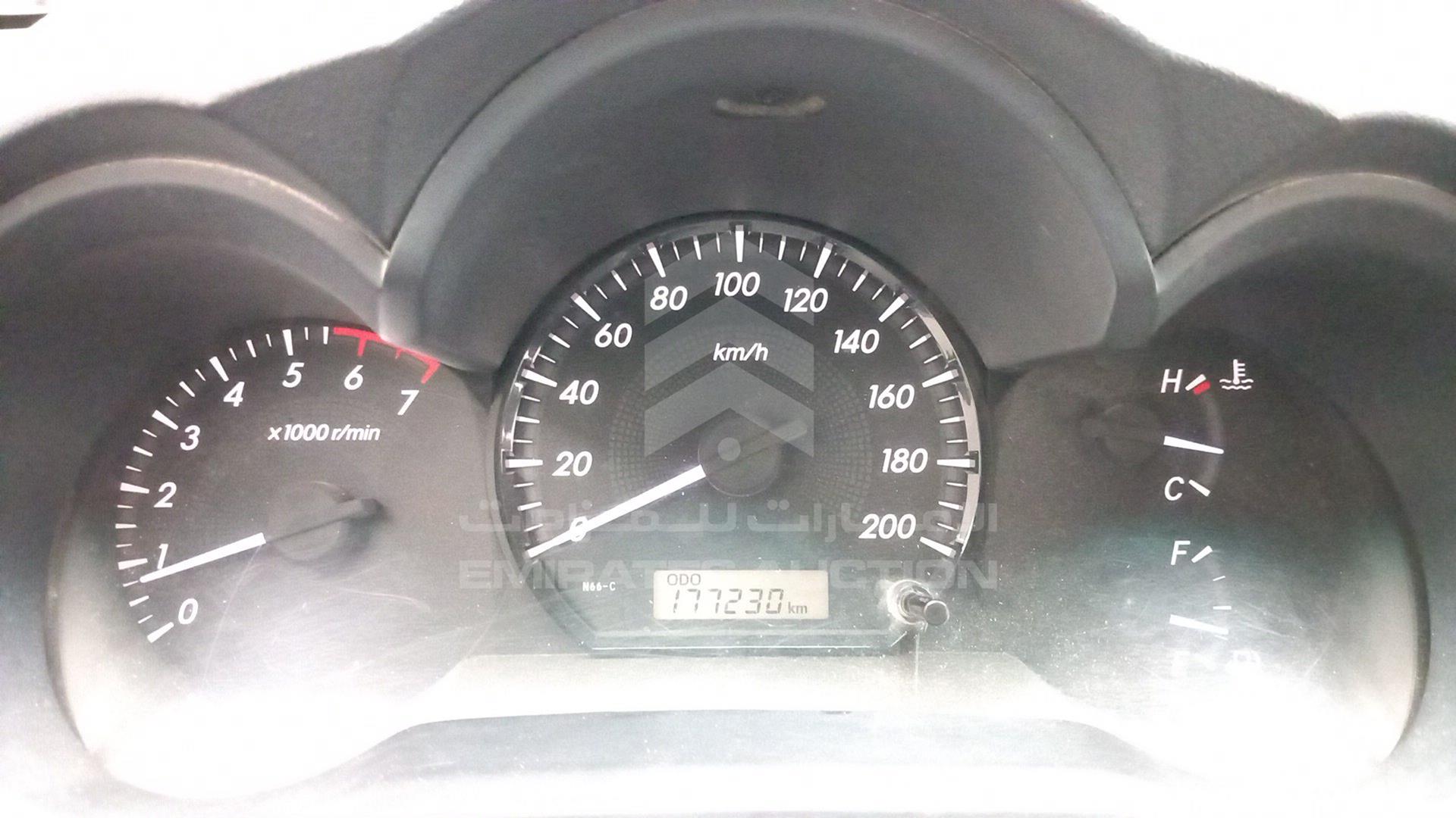 2013 TOYOTA HILUX VIN: MR0FX22G0D1359913