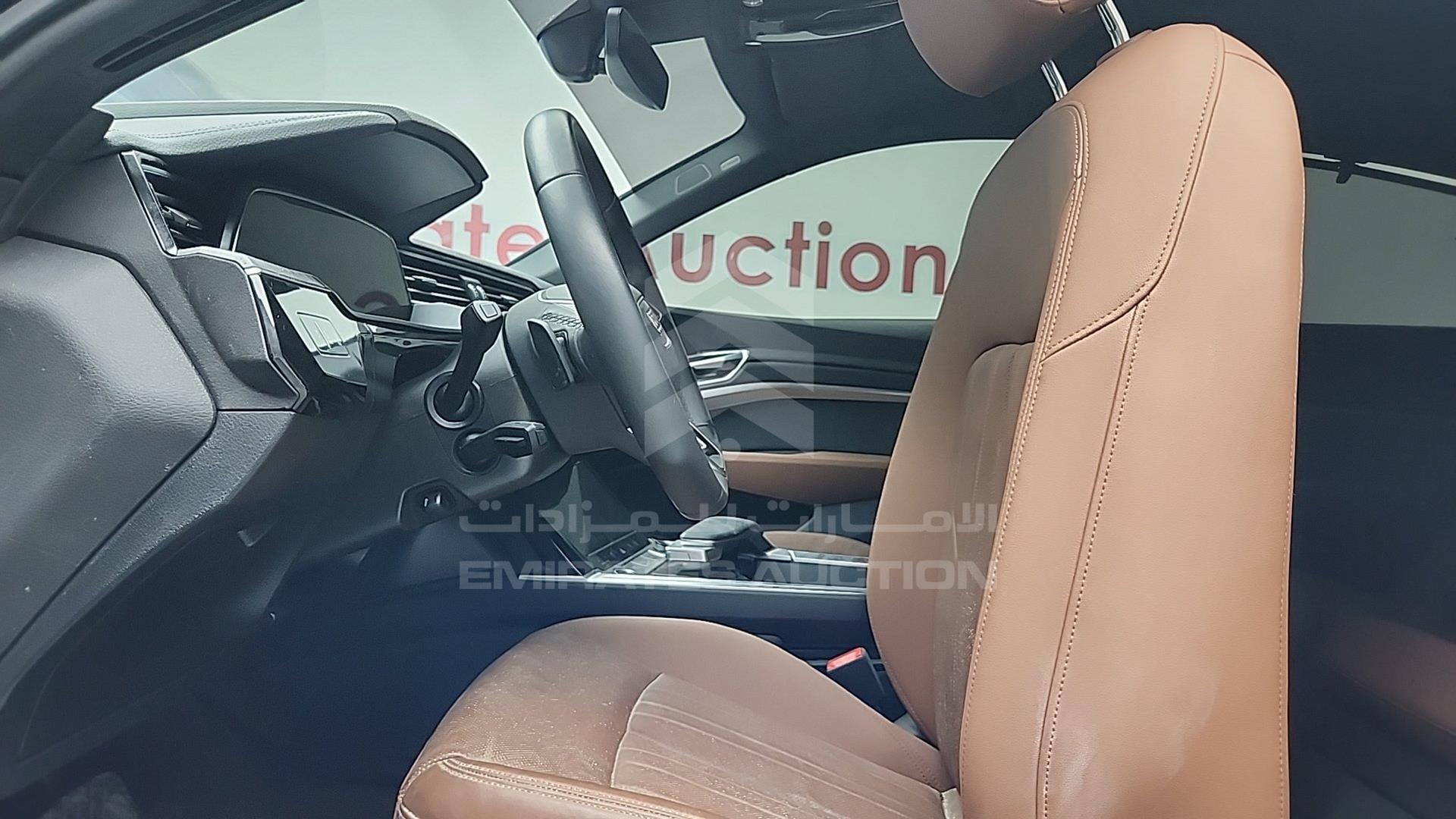 2022 AUDI E-TRON VIN: WA1ZZZGE0NB037591