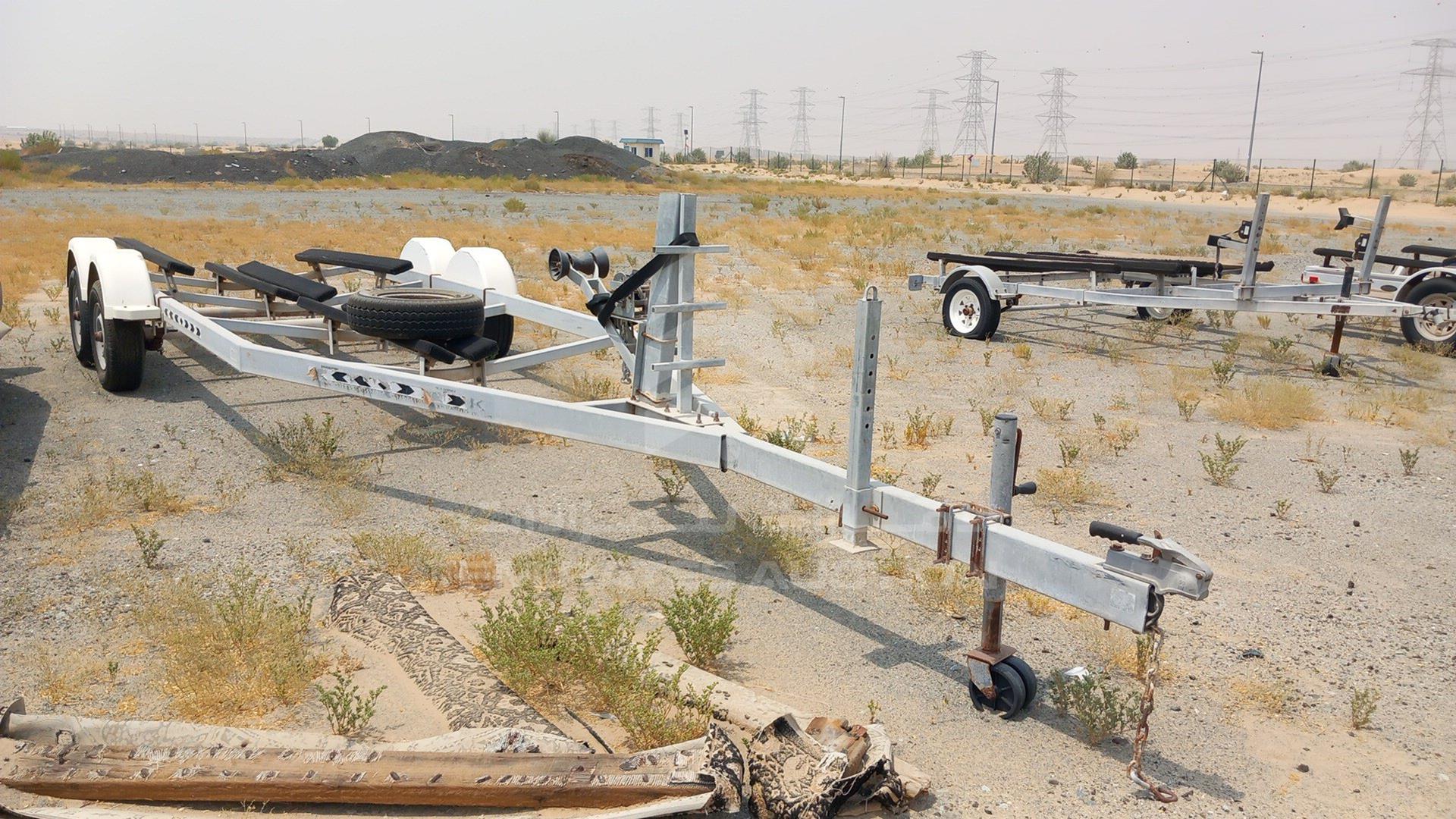 2020 TRAILER LOCAL VIN: D088359DXBTRAILER
