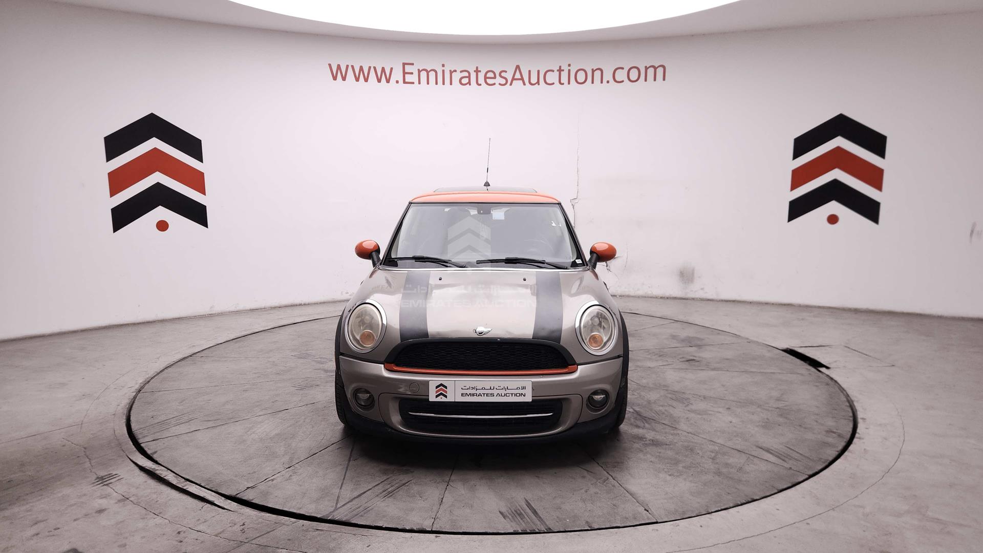 2013 MINI COOPER VIN: WMWSU3C52DT684427