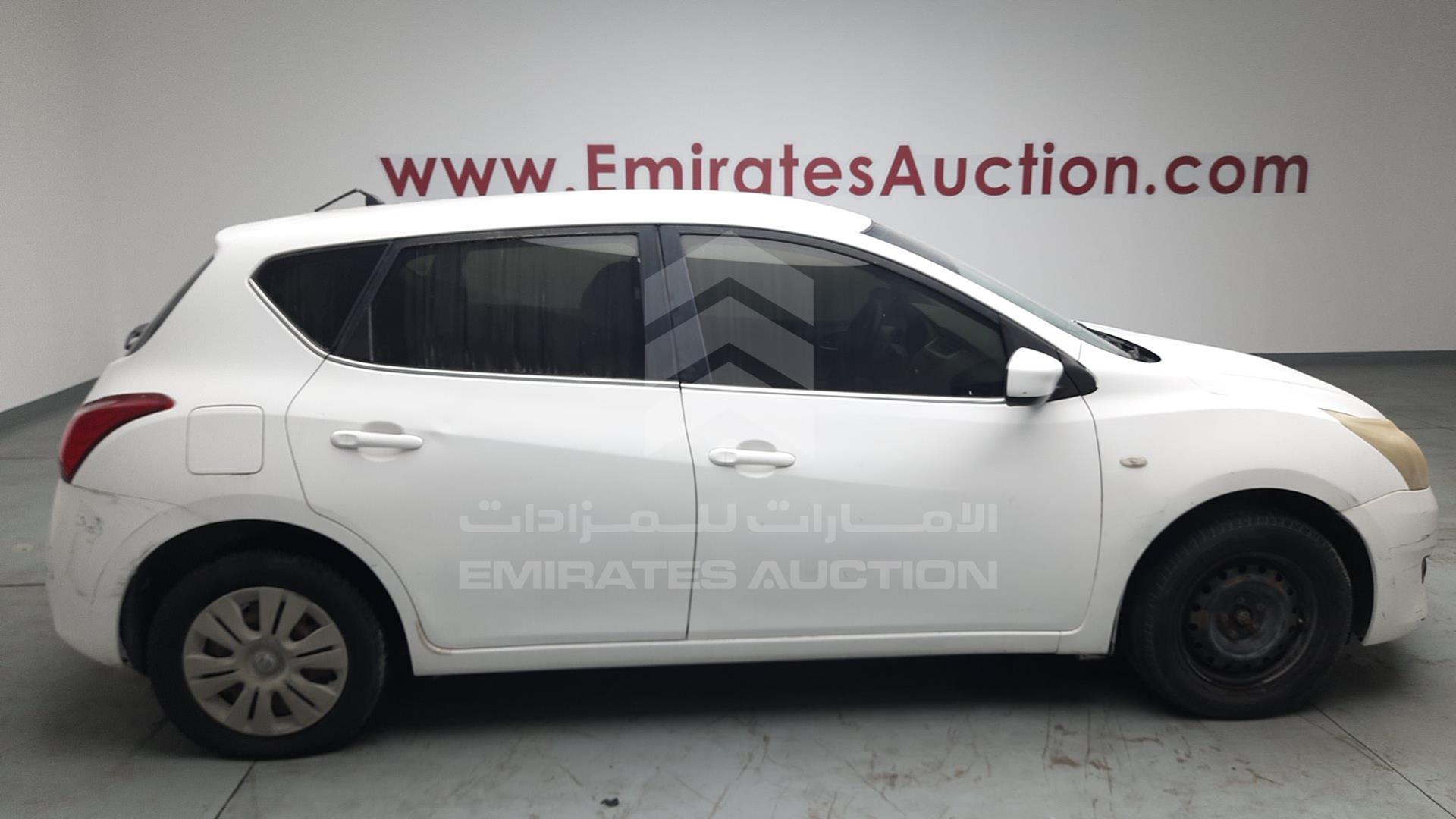 2014 NISSAN TIIDA VIN: MNTBC2C92E6000049