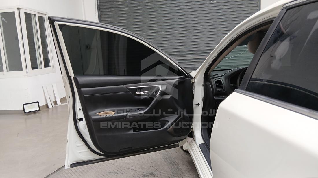 نيسان التيما 2015 — الباب الأمامي الأيسر — صورة 11