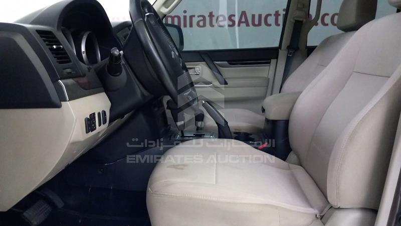 JE4MR62N1HJ708742 Auction: EmiratesAuction Lot: 410744 JE4MR62N1HJ708742 Mitsubishi Pajero 2017 -- Photo 13
