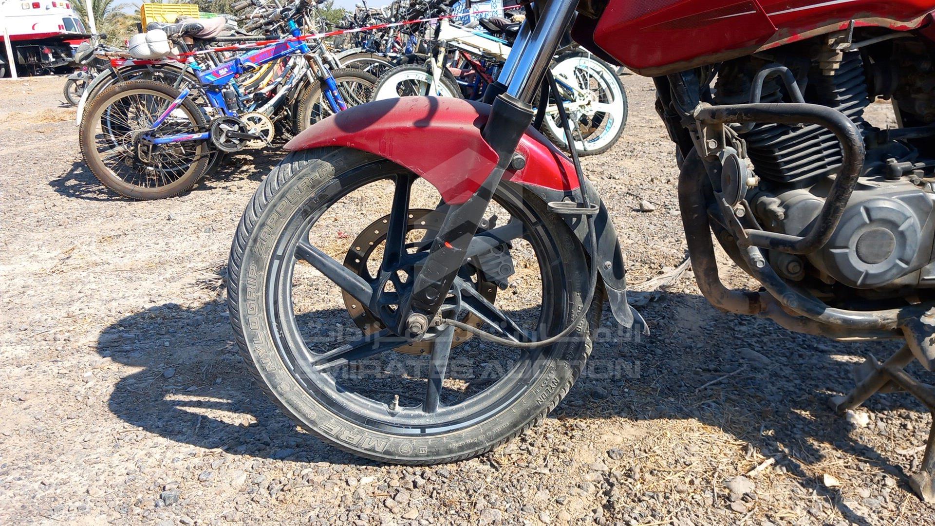 0 BAJAJ PULSAR VIN: MD2A12DY9JCB70223