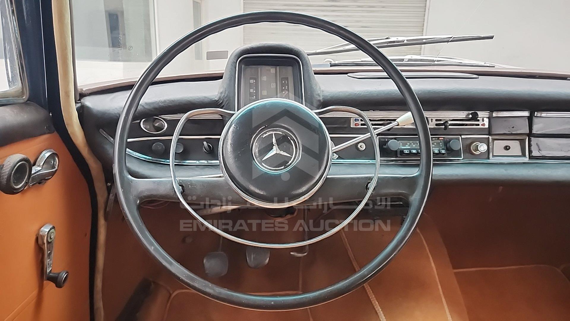 1965 MERCEDES 200 VIN: 11001010113782