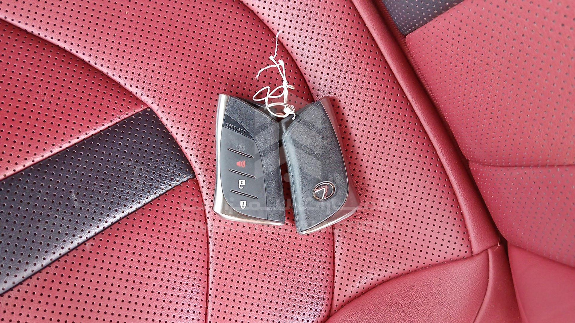 2019 LEXUS UX 200 VIN: JTHY35BH9K2013393