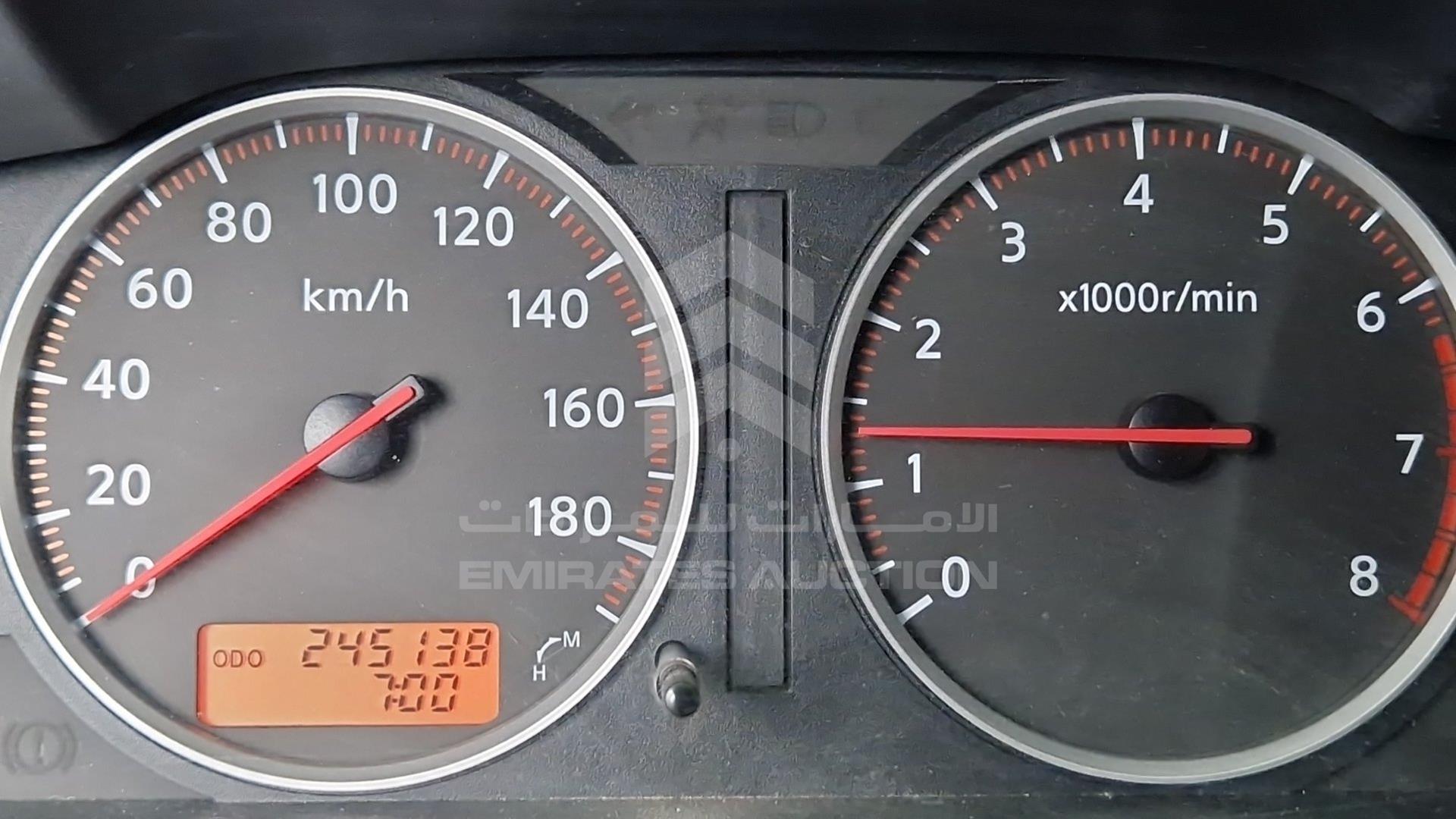 2010 NISSAN URVAN VIN: JN6AE54SXAX020664