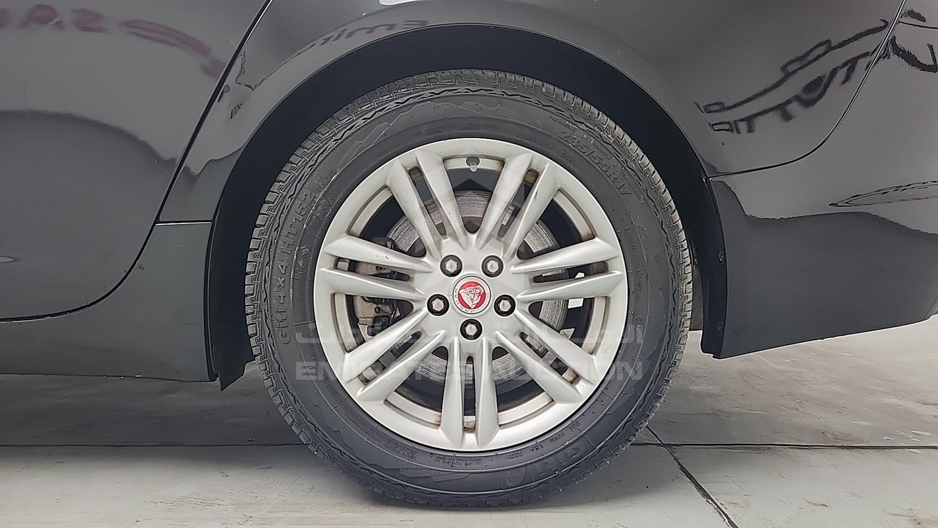 2014 JAGUAR XF VIN: SAJAA05N9EPU12651