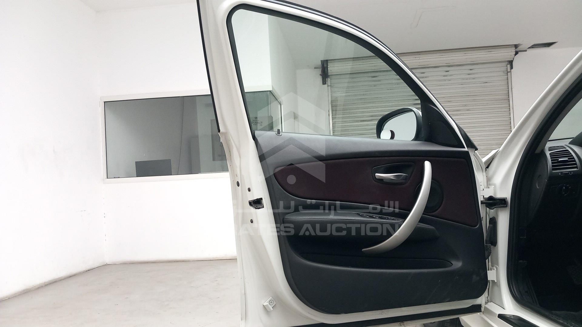 2011 BMW 120 I VIN: WBAUD3101BP519006