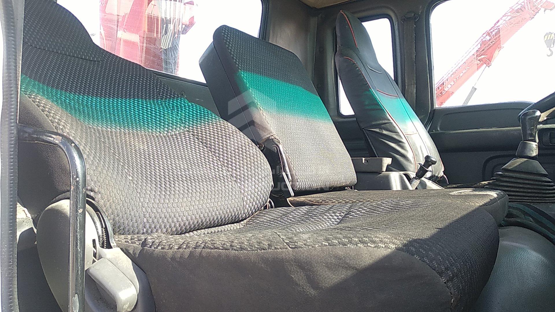 2013 ISUZU FVR VIN: LWLYURAX8DL004021