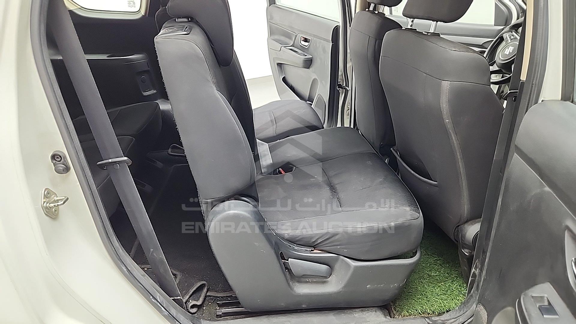2019 SUZUKI ERTIGA VIN: MA3NC2B19KA124115