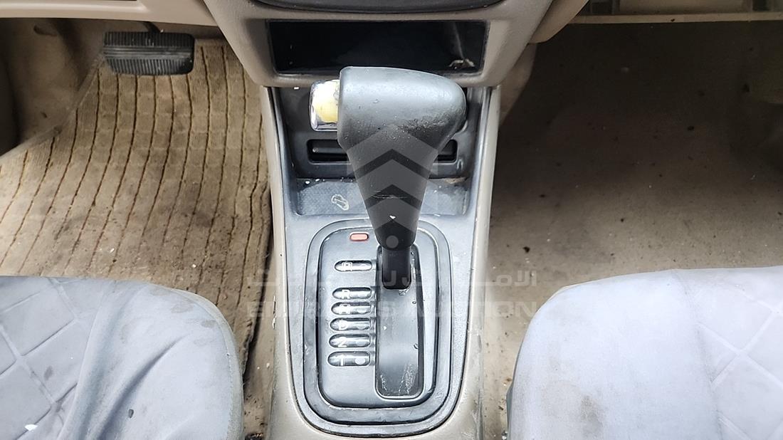 2004 Nissan Sunny — Gear View — Photo 18