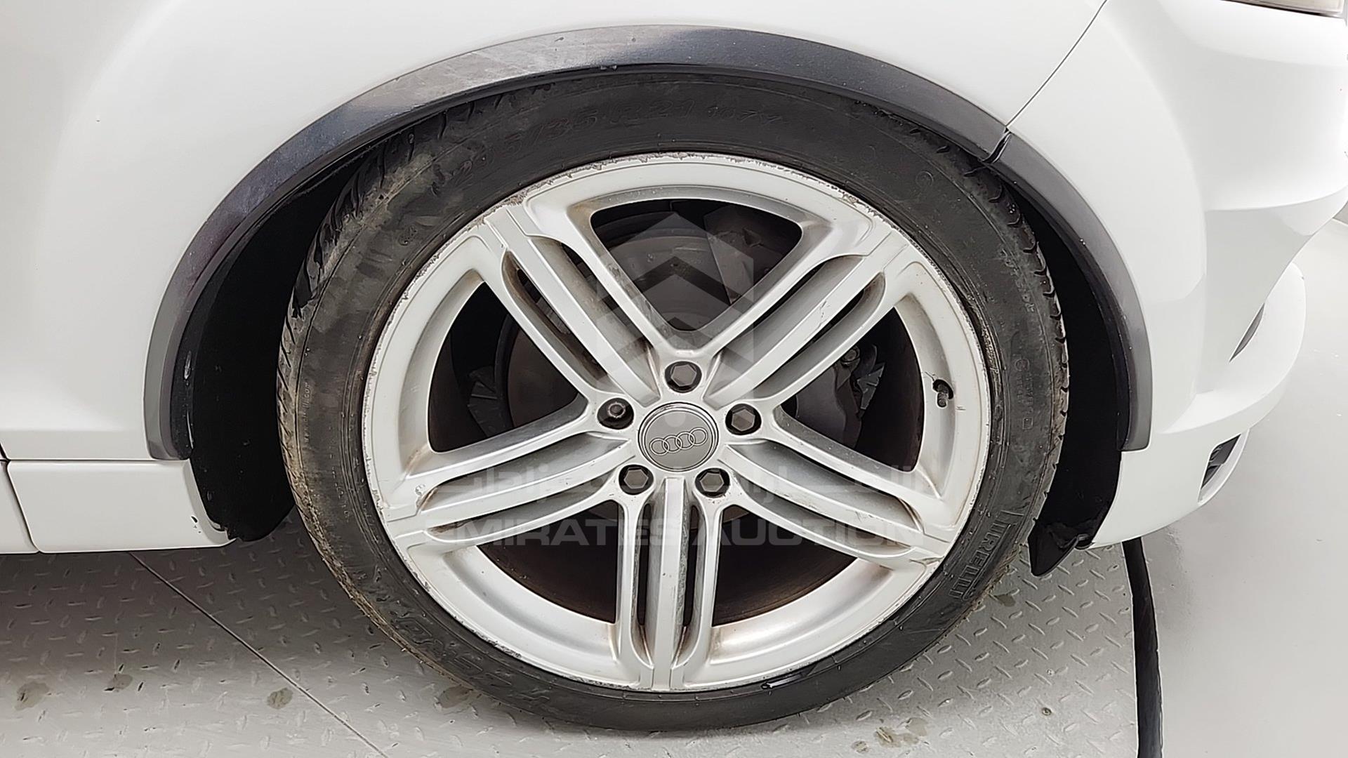 2013 AUDI Q7 VIN: WA1AGDFE6DD004573