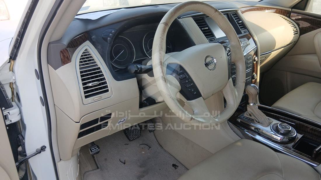 نيسان باترول 2019 — زاوية واجهة السائق الأمامية اليسرى — صورة 11