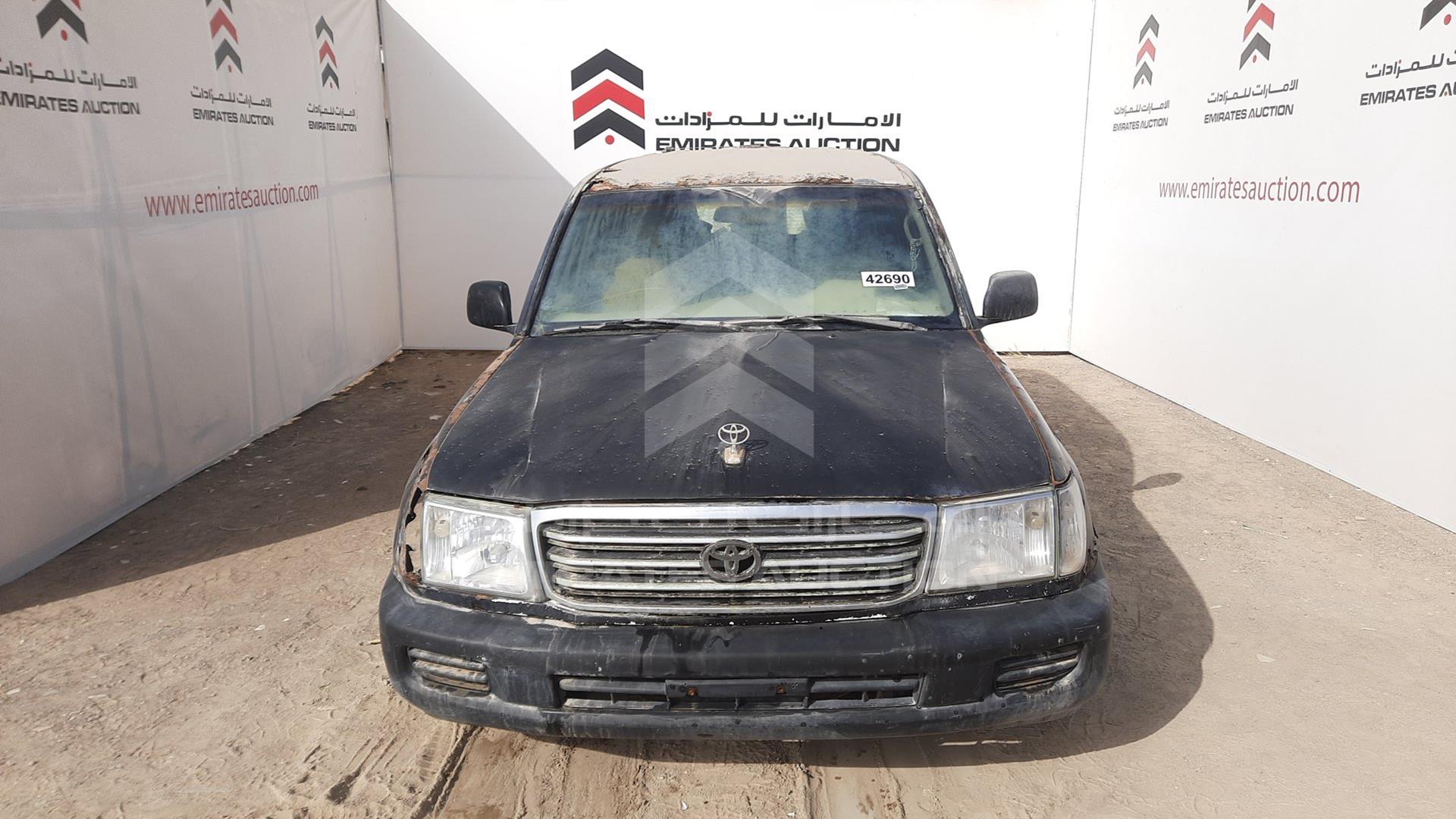 2000 TOYOTA LAND CRUISER VIN: JTCHJ01J0Y0028324