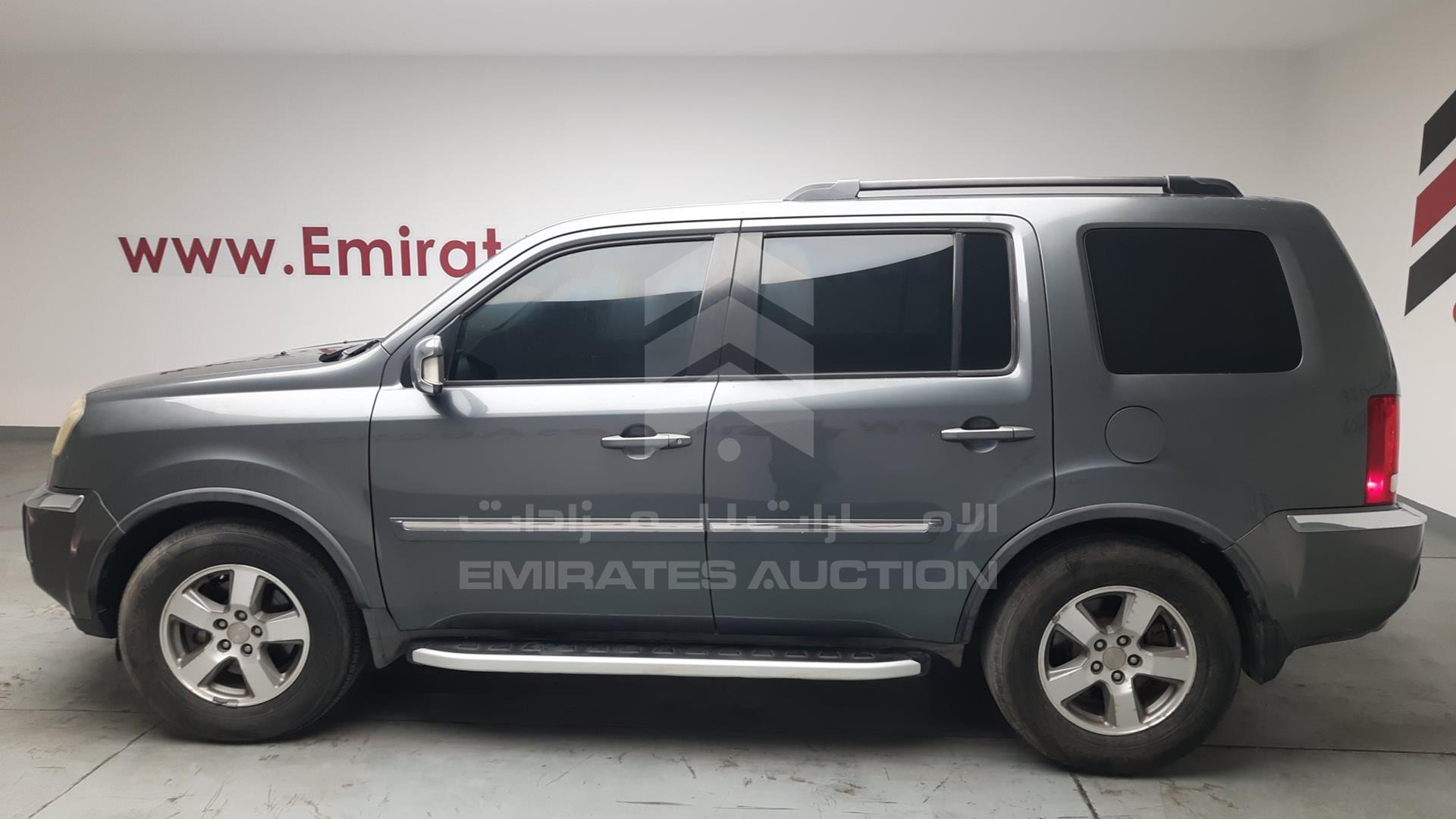 2011 HONDA PILOT VIN: 5FNYF4856BB701140