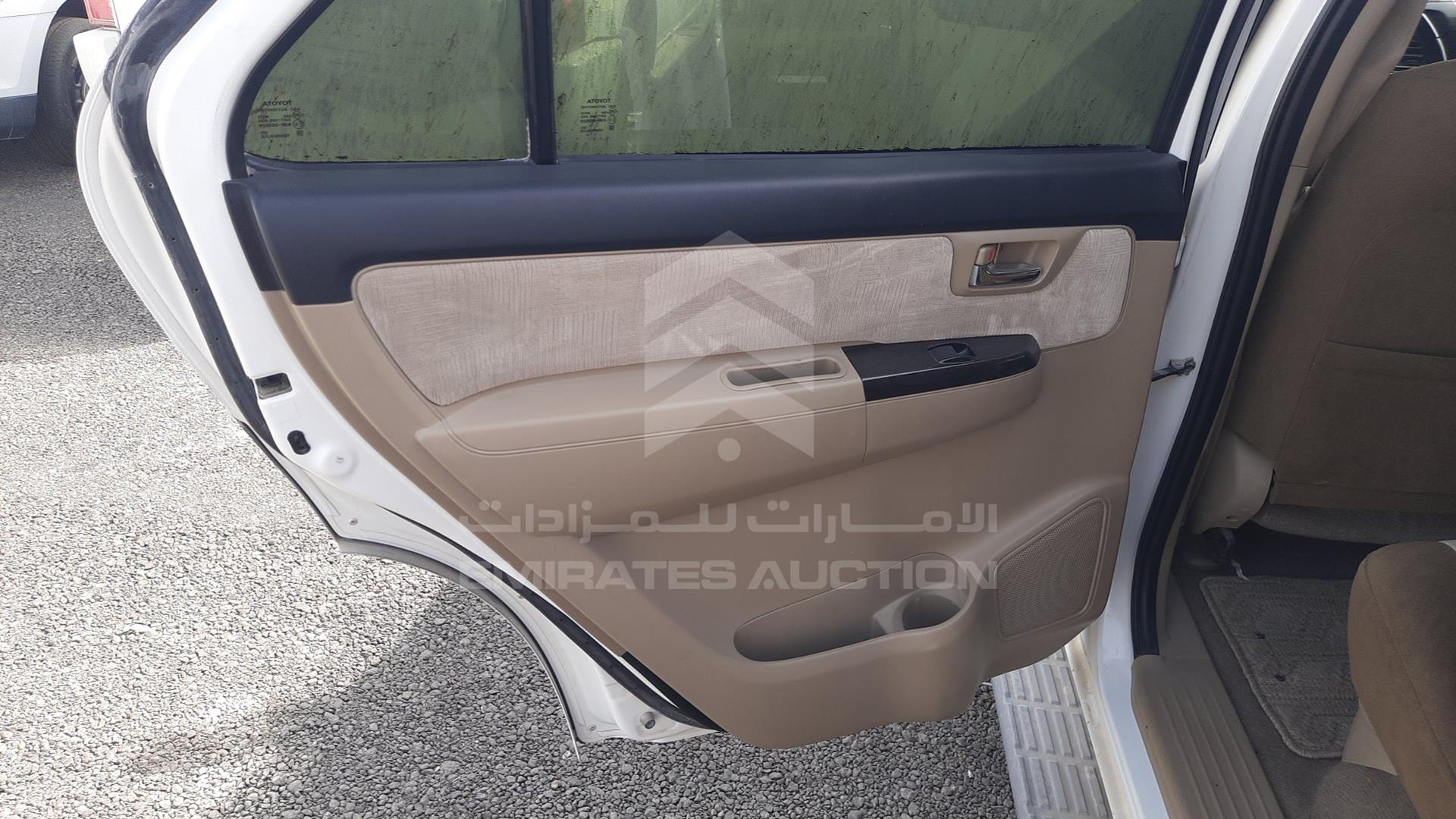 2014 TOYOTA FORTUNER VIN: MHFYU59G6E7034743