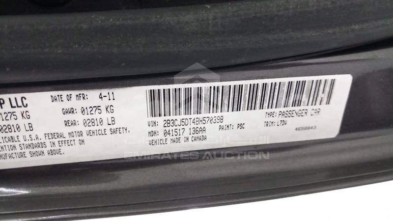 2C3CDZAG4FH888830 Auction: EmiratesAuction Lot: 409485 2C3CDZAG4FH888830 Dodge Challenger 2015 GREY Photo 4