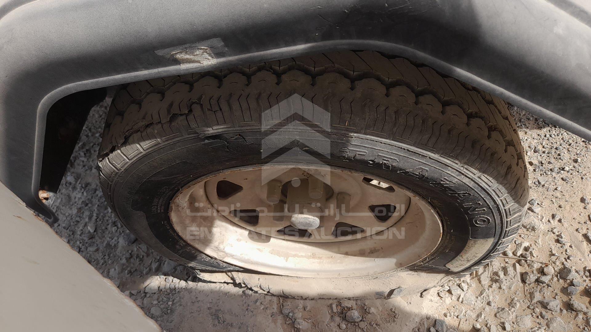 2015 TRAILER LOCAL VIN: D059767DXBTRAILER
