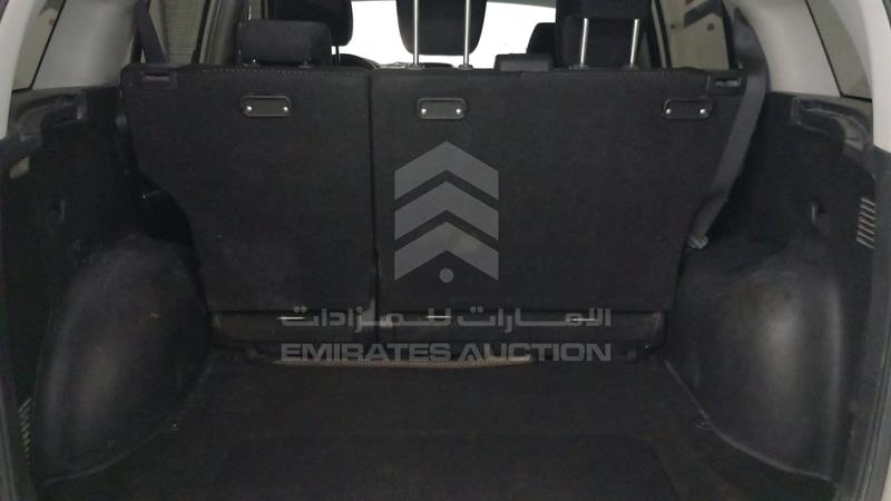 JS3TD54V274115577 Auction: EmiratesAuction Lot: 408892 JS3TD54V274115577 Suzuki Grand Vitara 2007 WHITE Photo 21