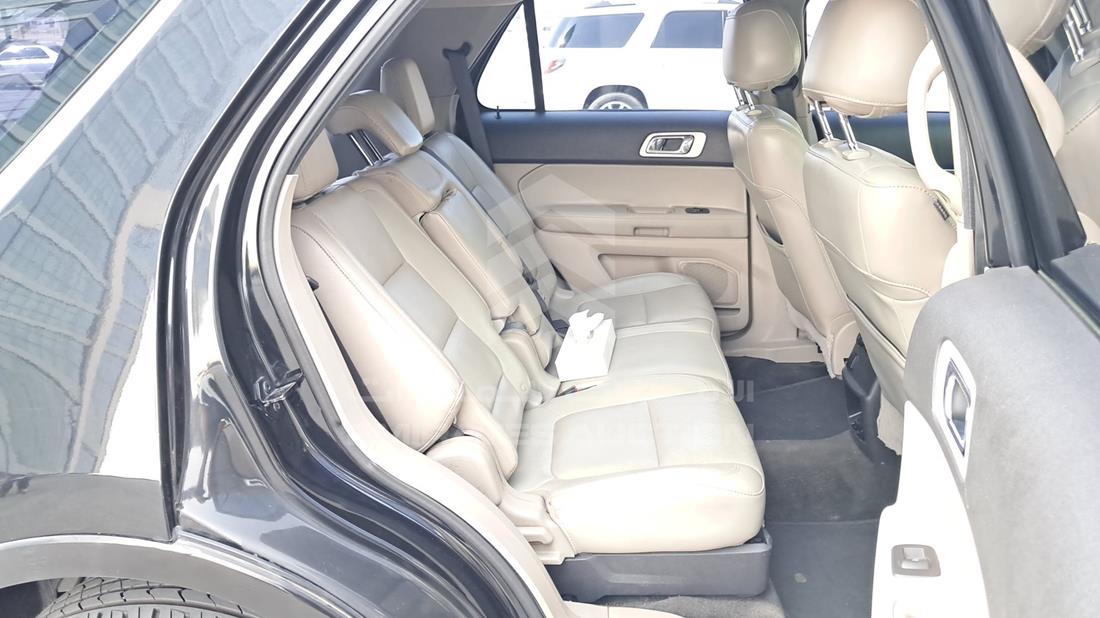 2015 Ford Explorer — Rear Right Passenger View — Photo 24