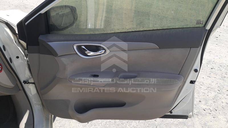 MNTBB7A93H6052104 Auction: EmiratesAuction Lot: 412008 MNTBB7A93H6052104 Nissan Sentra 2017 WHITE Photo 27