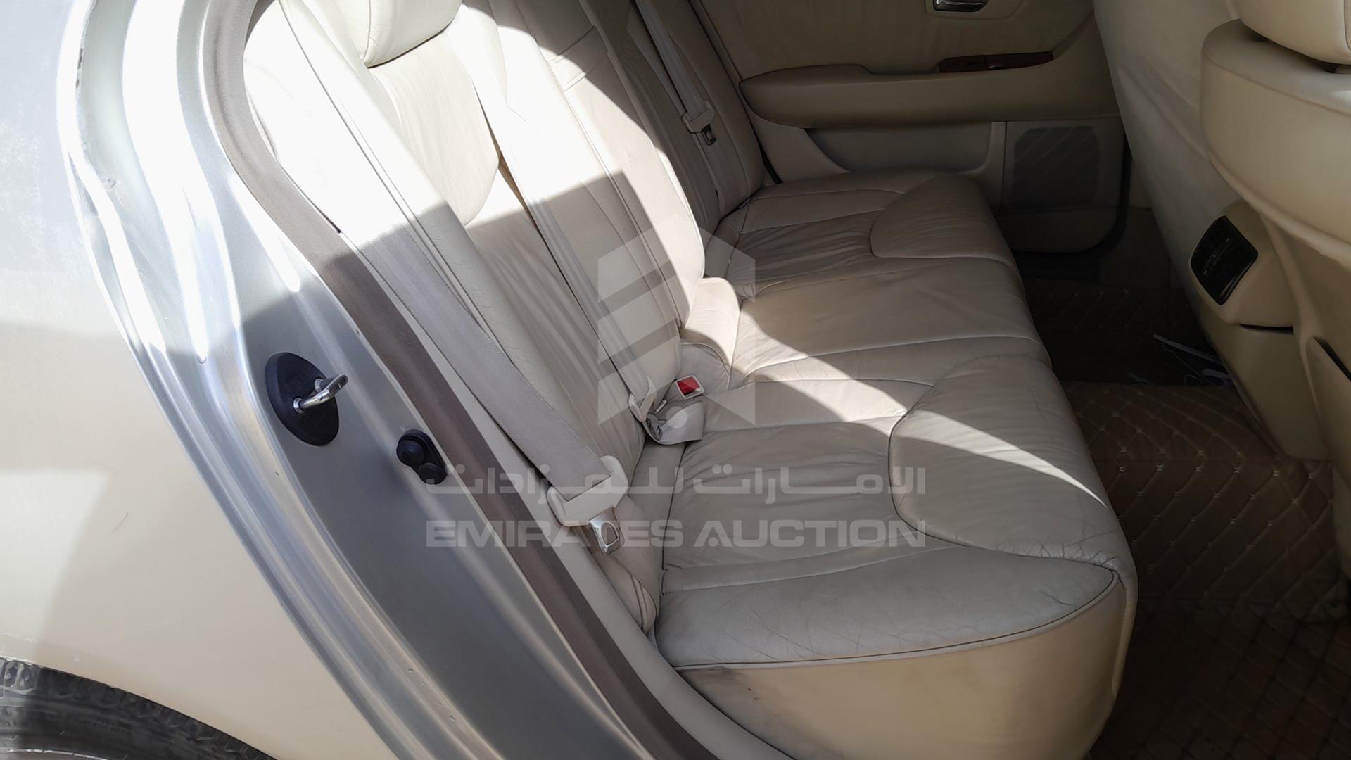 2002 LEXUS LS 430 VIN: JTHBN30F320069945