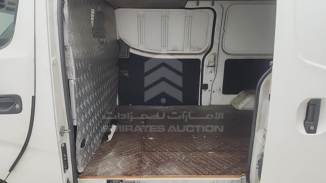 2014 Nissan Urvan — Rear Left Passenger View — Photo 14