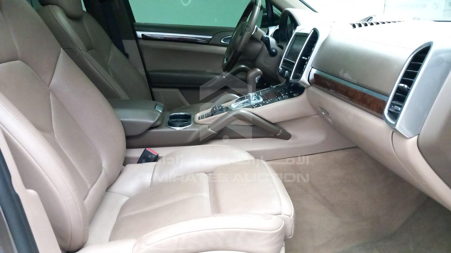 2012 PORSCHE CAYENNE VIN: WP1ZZZ92ZCLA47106