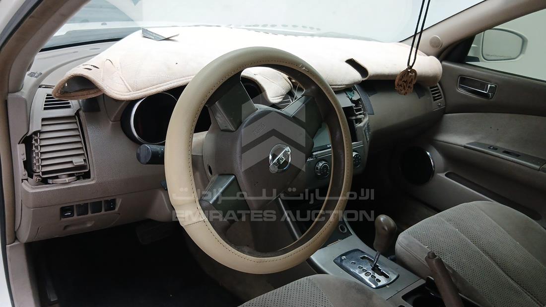نيسان التيما 2005 — زاوية واجهة السائق الأمامية اليسرى — صورة 11