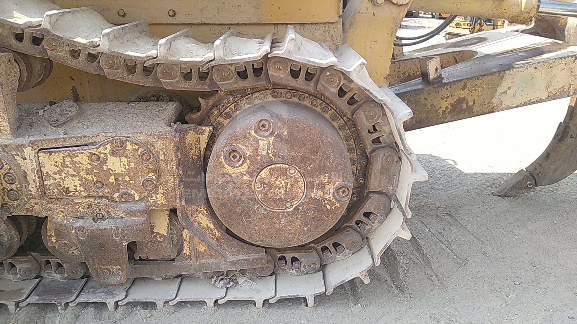 2008 KOMATSU D155A VIN: KMT0D043T02066041