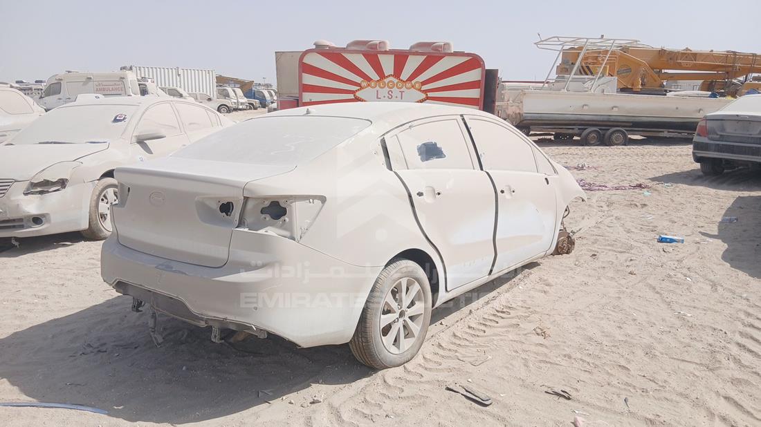 2013 Kia Rio — Rear Right Angle — Photo 8