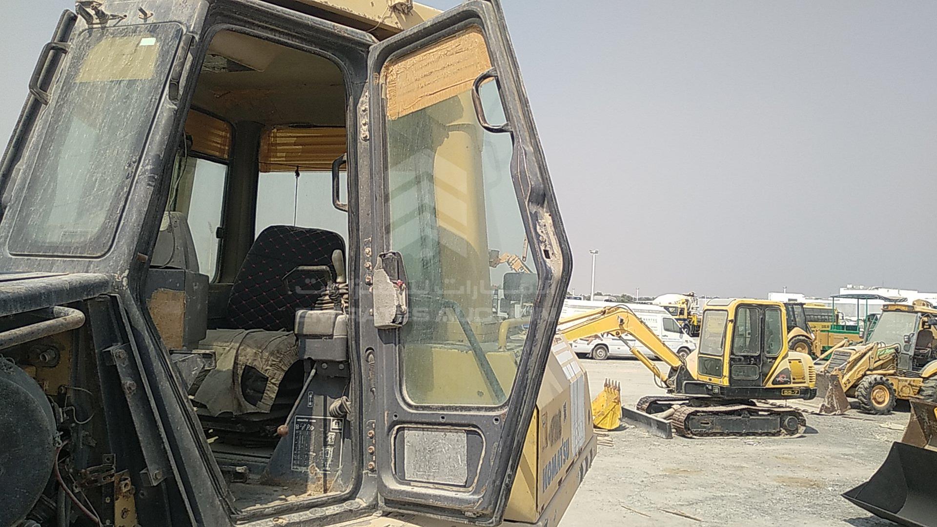 2008 KOMATSU D155A VIN: KMT0D043T02066041
