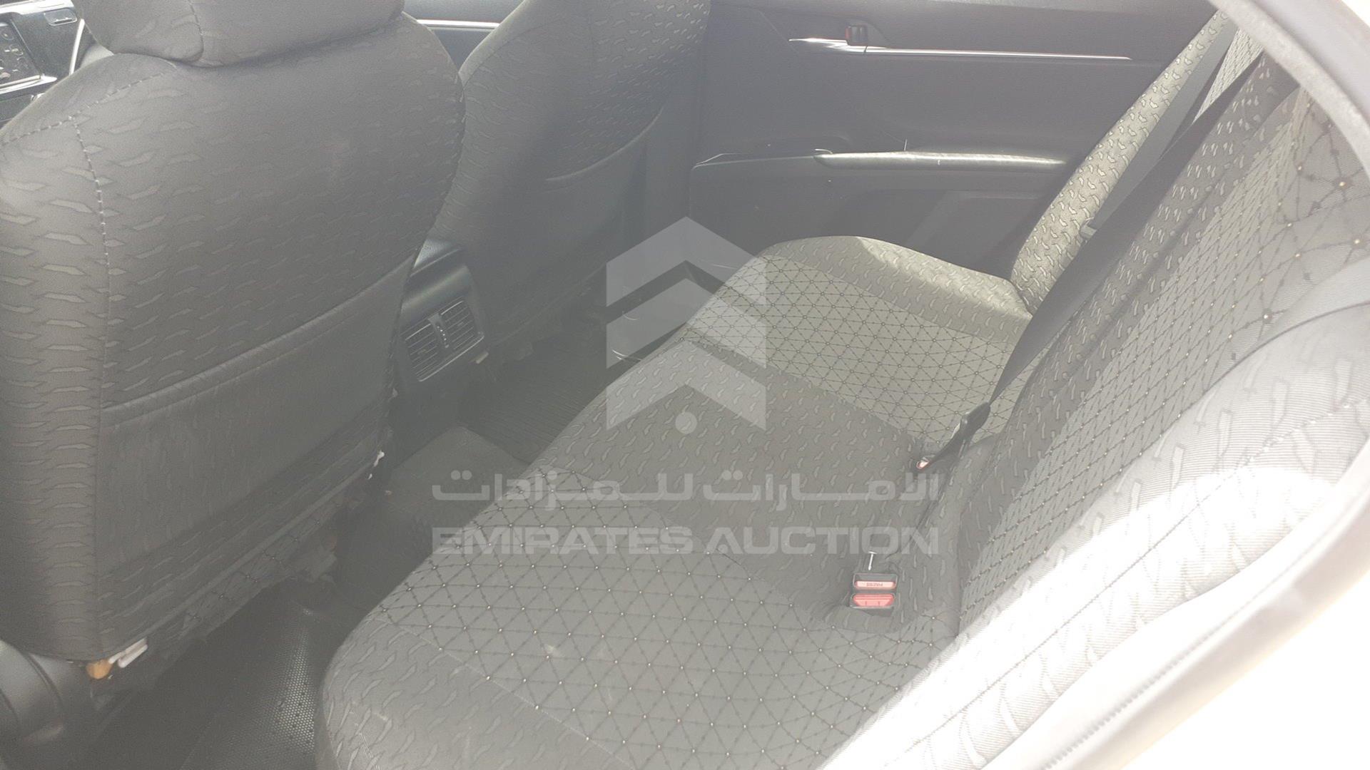 2018 TOYOTA CAMRY VIN: JTNB29HK4J3012094