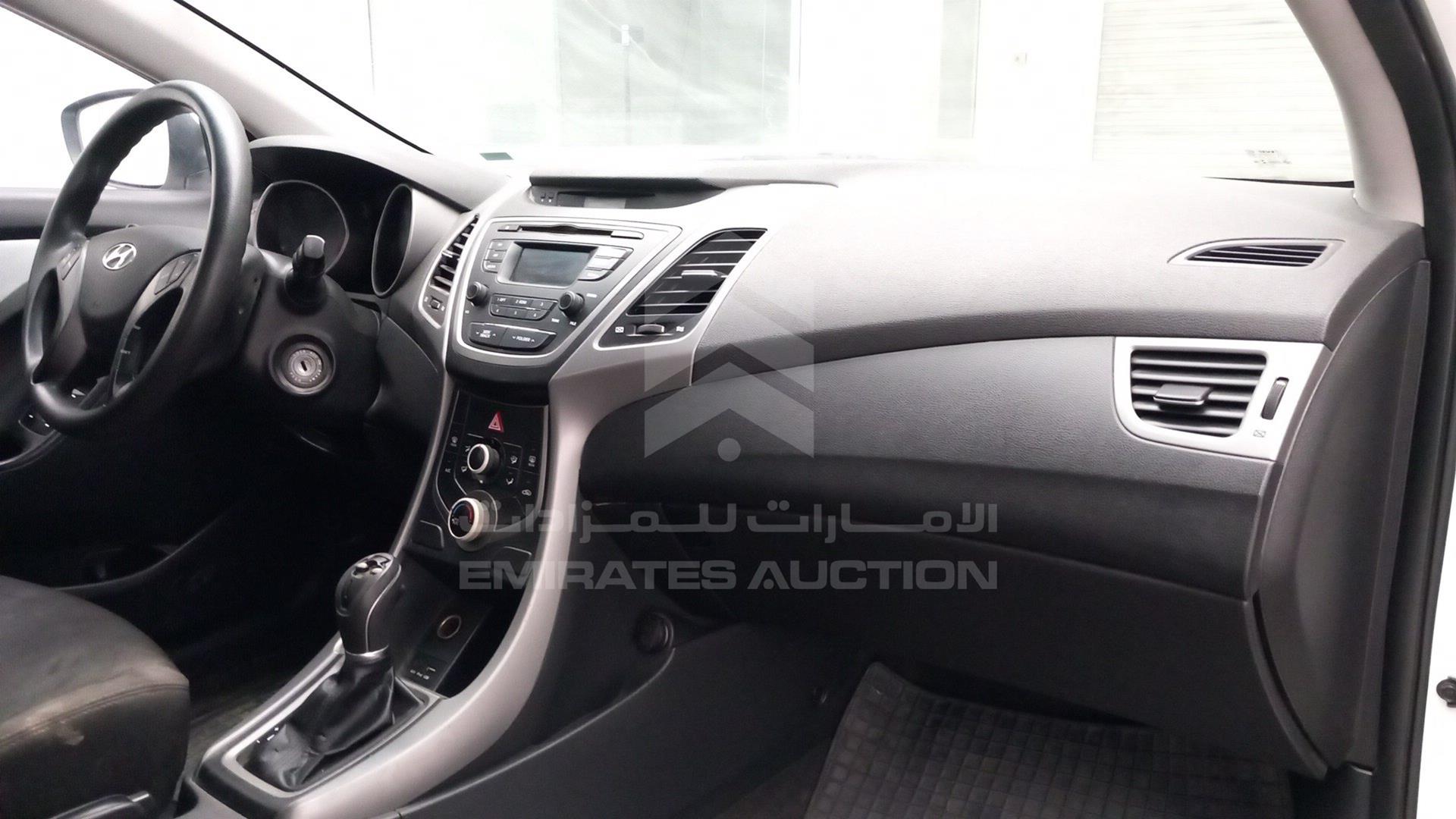 2015 HYUNDAI ELANTRA VIN: KMHDG41C9FU275960