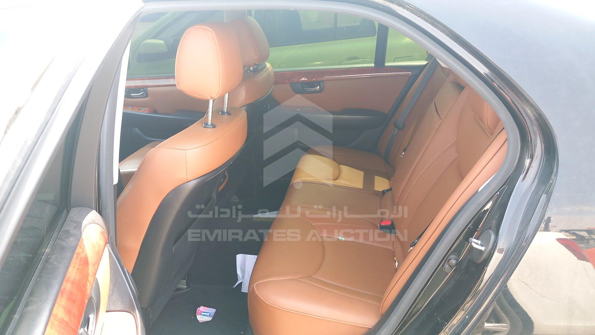 2005 LEXUS LS 430 VIN: JTHBN36F555011723