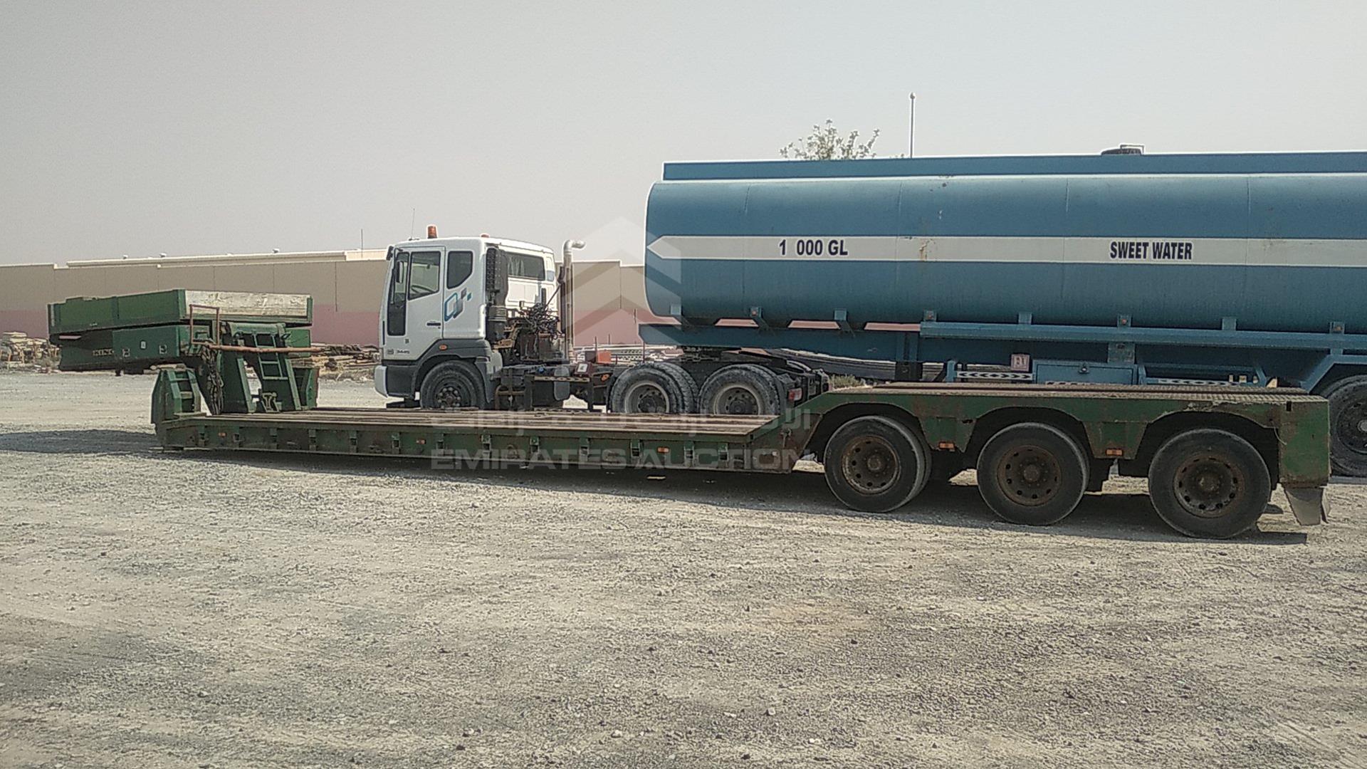 2005 LOW BED 3 AXLES VIN: SKMGTL70Z6KT10132