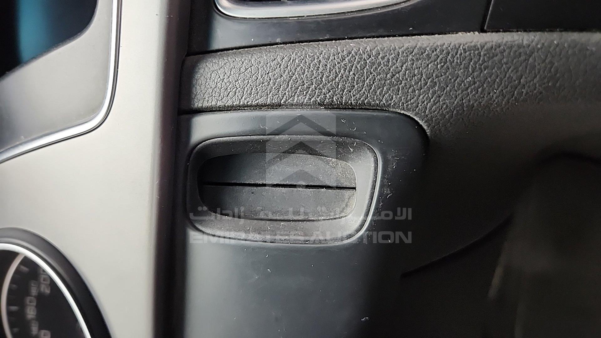 2015 AUDI A4 VIN: WAUACCFL2FN012075