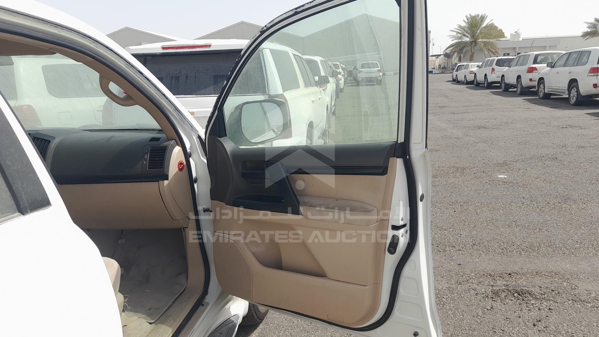 2014 TOYOTA LAND CRUISER VIN: JTMDU09JXE5082542