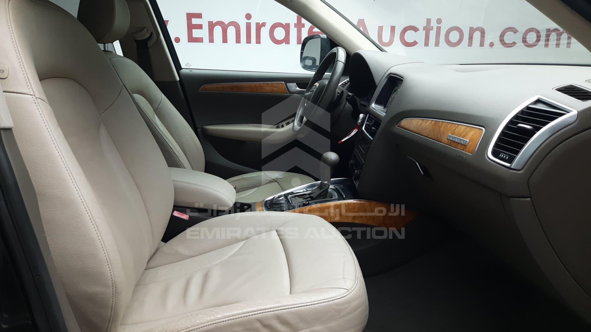 2010 AUDI Q5 VIN: WAUCKC8R0AA045458