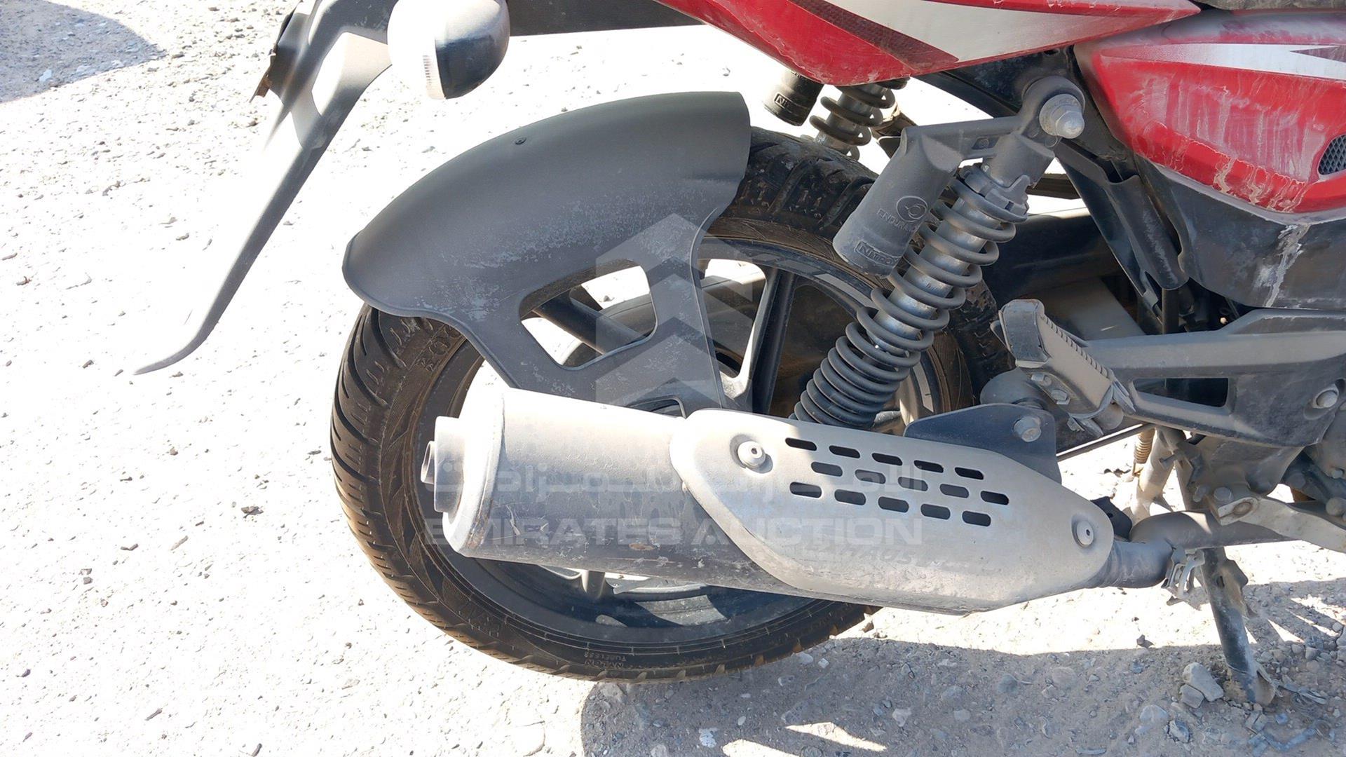 0 BAJAJ PULSAR VIN: MD2A11CX5LCE59847