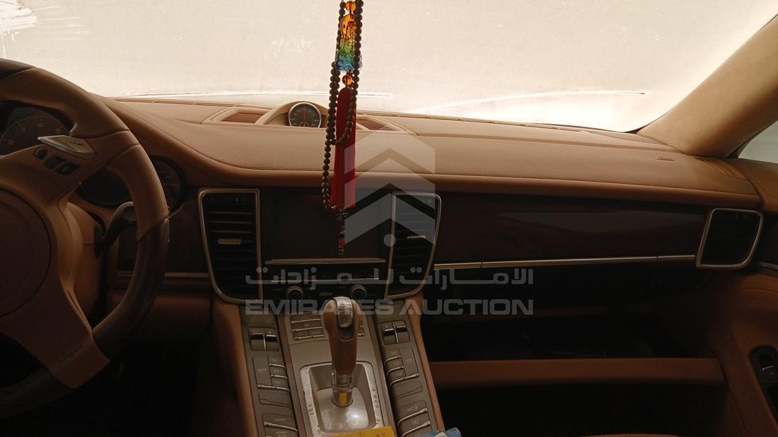 2011 Porsche Panamera - Scrap without document — Entertainment Systems & Camera Monitor & Navigation — Photo 11