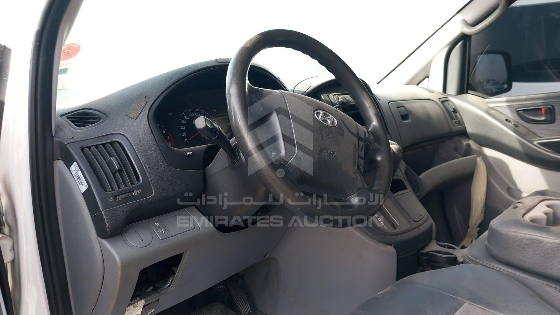 2012 HYUNDAI H1 VIN: KMJWA37R0CU455693
