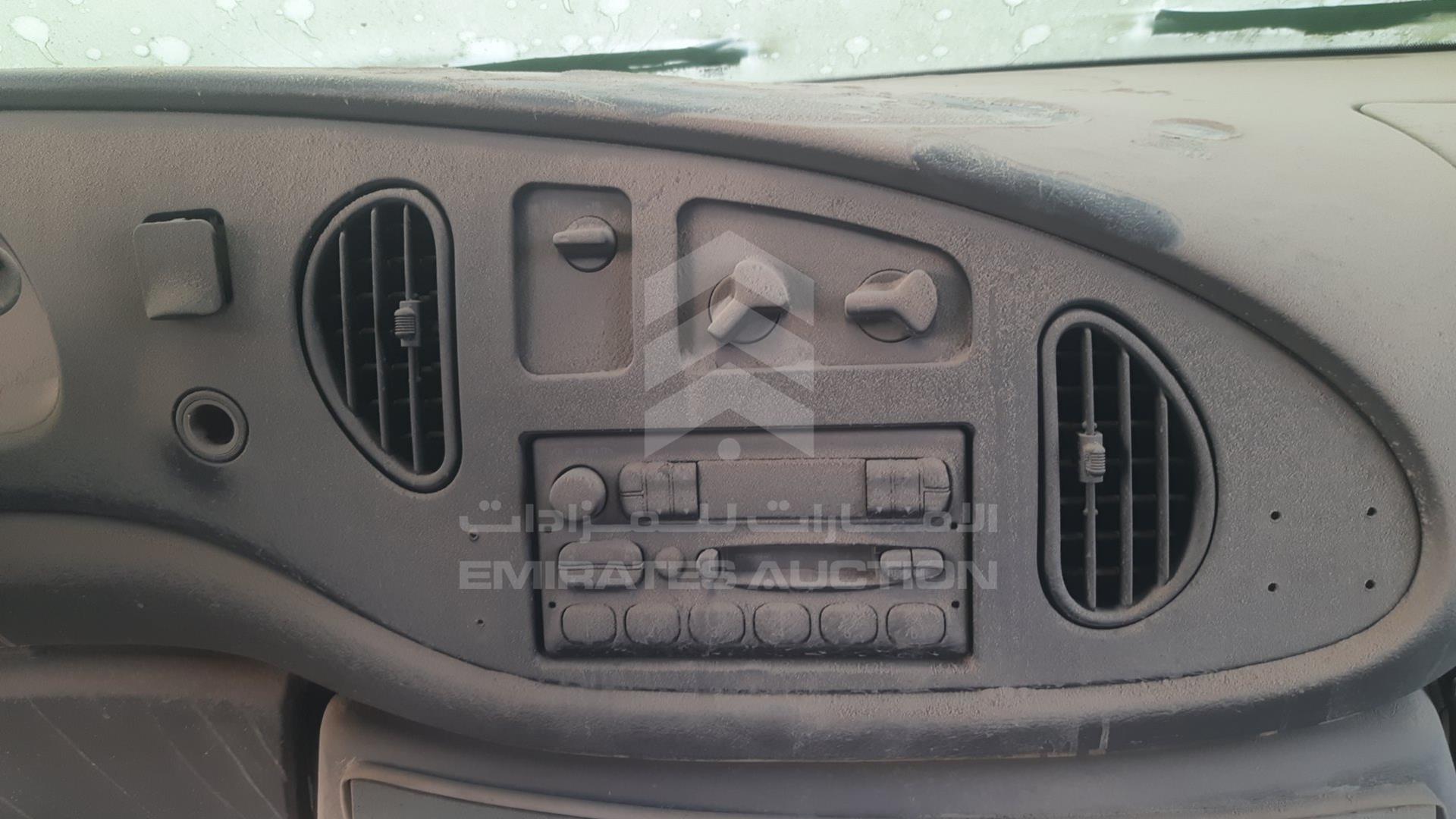 2002 FORD E450 VIN: 1FDXE45FX2HB72427