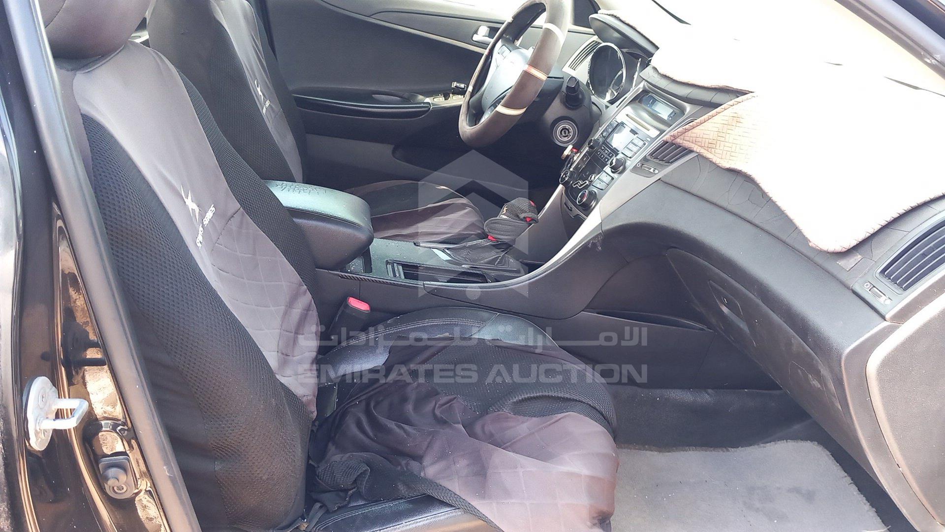 2012 HYUNDAI SONATA VIN: KMHEC41LBCA354310